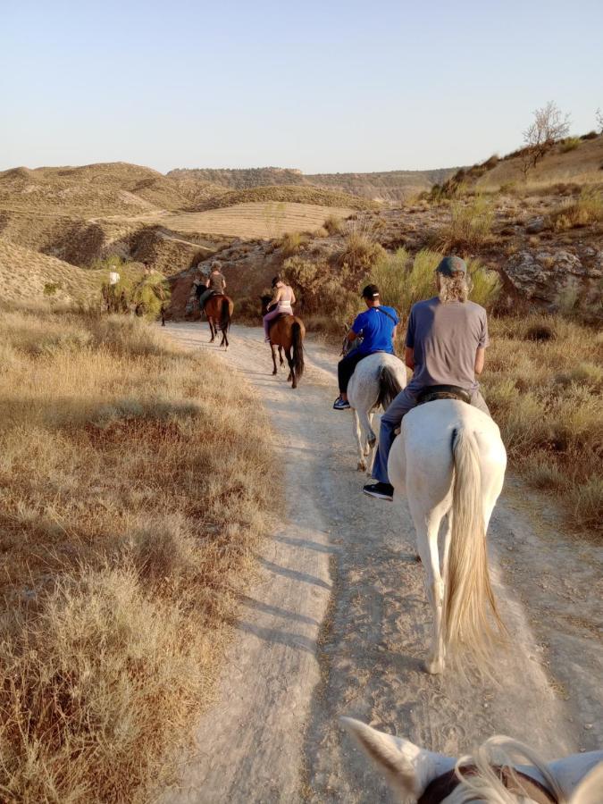 Casa En La Plaza, Hinojares - Ideal For Exploring The Area المظهر الخارجي الصورة
