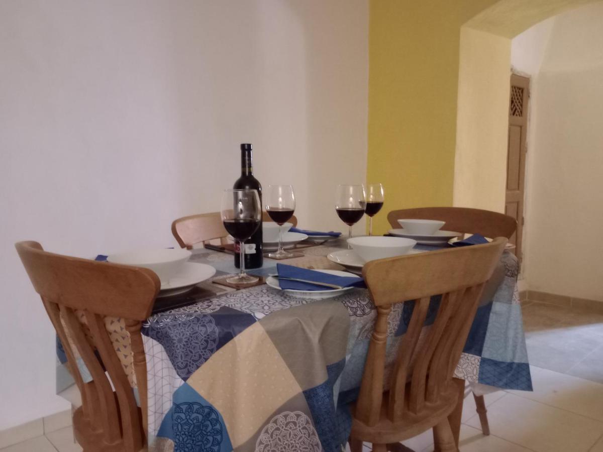 Casa En La Plaza, Hinojares - Ideal For Exploring The Area المظهر الخارجي الصورة
