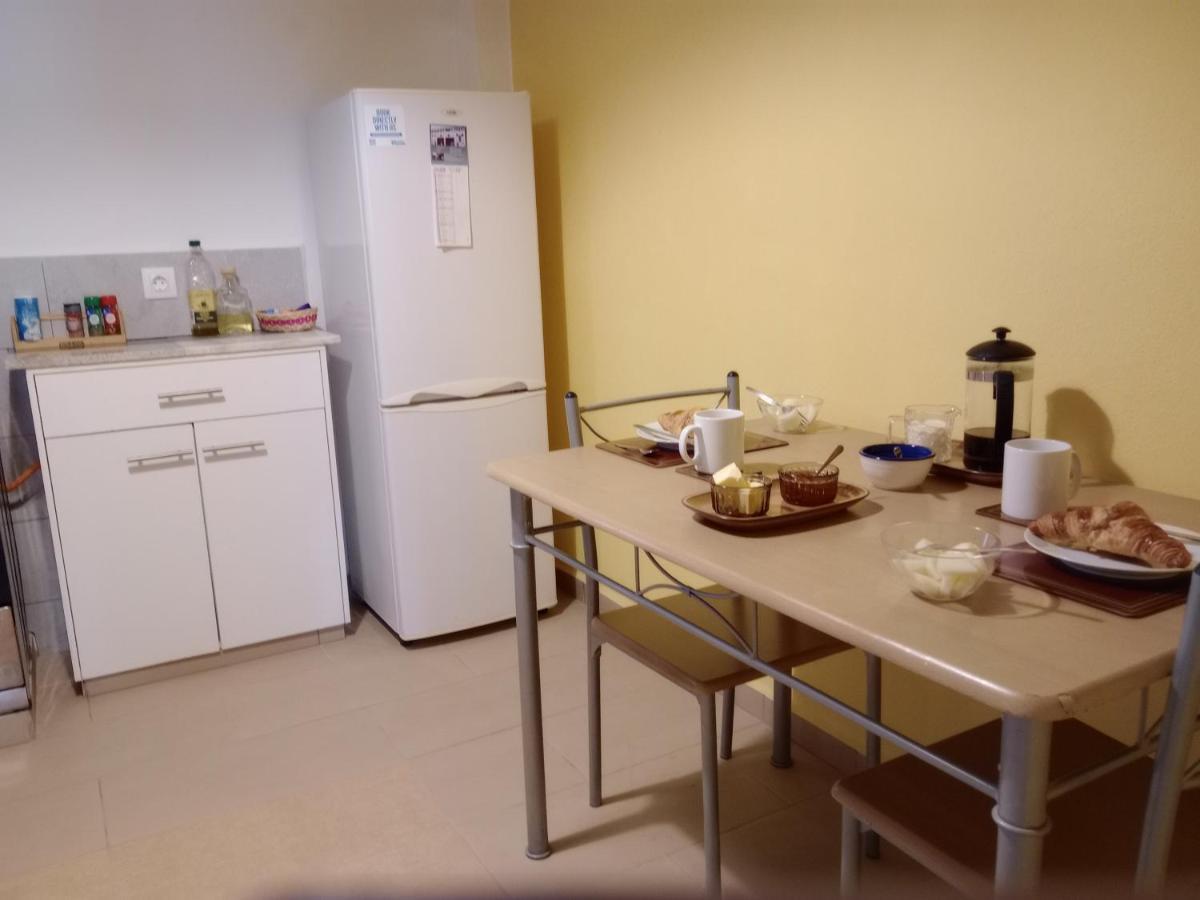 Casa En La Plaza, Hinojares - Ideal For Exploring The Area المظهر الخارجي الصورة